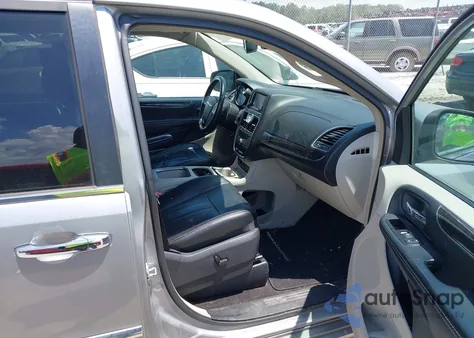 2015 Chrysler Town & Country Touring-L from USA, damaged, VIN 2C4RC1CGXFR583740